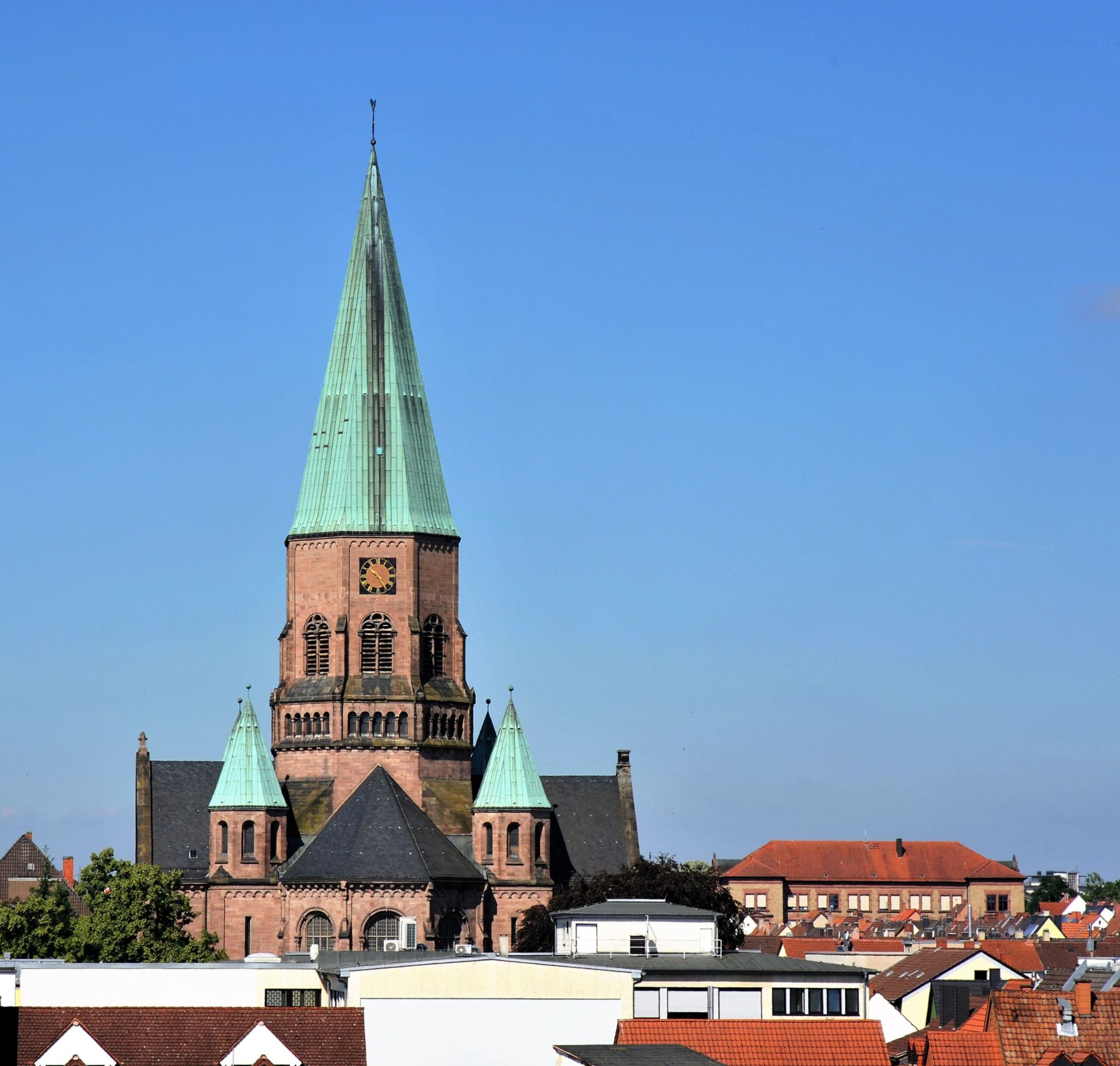 Kaiserslautern Kirche Bäume Himmel