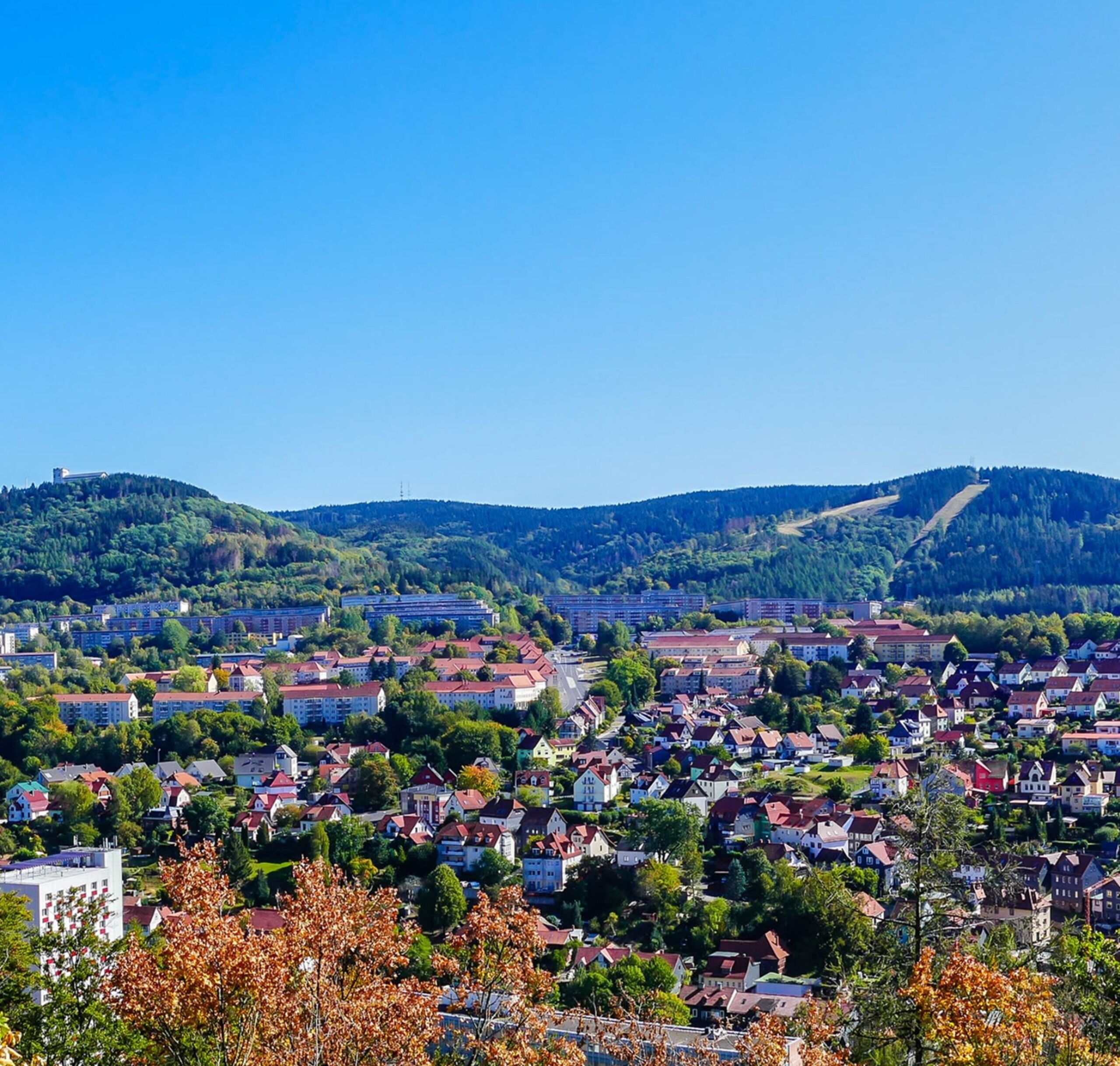 Suhl Stadt Gebäude Hügel Landschaft